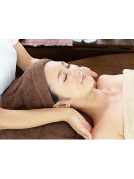 ホウレイ線・たるみ改善！予防ケア