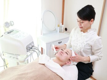 precious-リンパマッサージ/オイルマッサージ/デトックス/アロマ/フェイシャル/痩身-/【フェイシャル】