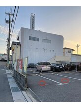 ミニュイ(Minuit)/【駐車場のご案内】