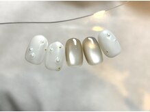 ラクネイル 浦和店(raku nail)/ホワイト　マグネット