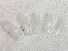 ネイルサロン リリオ(Nail Salon Ririo)/結晶ホワイトグラデ