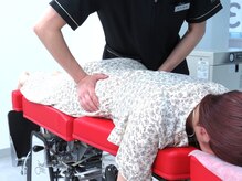 池袋東鍼灸整骨院/カイロベッド　矯正