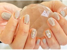 ジュジュハティ(JujurHati)/グレー&シェルラメネイル