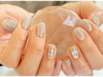 ジュジュハティ(JujurHati)/グレー&シェルラメネイル