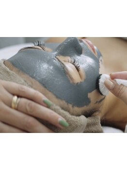 ホウレイ線・たるみ改善！予防ケア