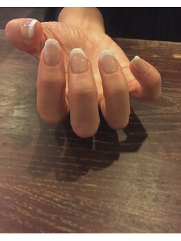 ベルタ(Belta)/フレンチネイル