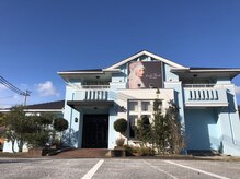 カラット(CARAT)/鮮やかな青色が目印です★