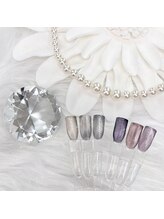 アドリアーナ(ADRIANA)/