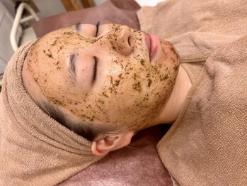 ナチュレス シャイニー(Nature’s Shiny)の写真/敏感肌対応◎お肌に合わせたオーダーメイド＊クリスティーナピーリング 潤いを与えながら肌質・毛穴改善！