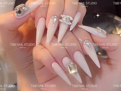 ティーアンドビー ネイルスタジオ(T&B NAIL STUDIO)の写真