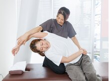 ホネツギ浦和整体院(HONETSUGI浦和整体院)/広背筋ストレッチ