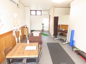 カワル整体 大江院/店舗内装