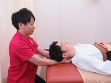 アイケア鍼灸整骨院 稲荷町院(i-care)/首の施術の様子です