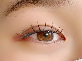 ディアシー(Dear.c)の写真/《人気No.１》軽さ・柔らかさ・モチの良さ◎フラットラッシュ120本！軽い付け心地が好評の当店人気メニュー