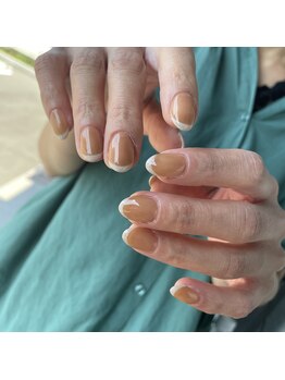 モノクローム(Monochrome)/フレンチ