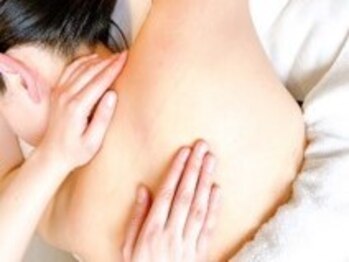 アクール(Accueil)の写真/背中半面のケアでお肌悩み改善♪マッサージ1カ所付の贅沢120分コース！お疲れの方にはロングコース◎