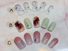 ネイルサロン ブリーラス(Brilas)の雰囲気（8月のデザイン♪過去のデザインの中からもお選びいただけます）