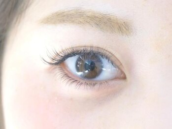 ラ リュール 銀座店(La Lueur)の写真/【いつでもオフ無料】まつげパーマ4200円~！厳しい技術研修で培った高技術で一人一人に合った丁寧な施術♪