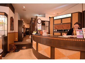 ルアンルアン ビーンズ赤羽店 (Ruam Ruam)/入口入ると待合室があります♪