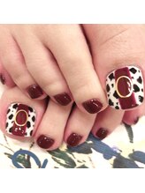 トータルサロン 白べぇーっ プラス/ダルメシアンフットネイル