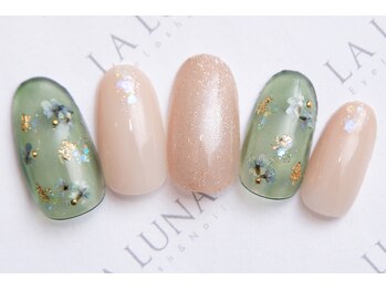 ラルナ ネイルアンドアイラッシュサロン(LA LUNA nail & eyelash salon)/22年11月12月◇定額ボリューム◇