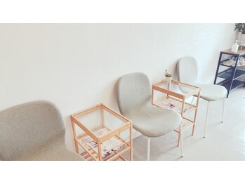 ハリファ鍼灸院 熊本院(HariFa鍼灸院)/美容鍼の待合室