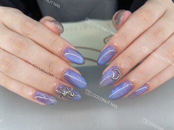 ココナッツネイル/