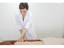 ラビス(RAVIS)/二の腕や脇肉もバストへ戻す！