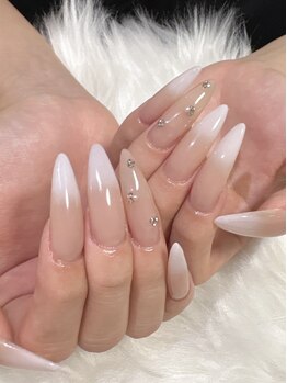 エムネイル(m nail)の写真/《理想のデザインをMAX可愛く★》ミニマルなパーツを抜群のセンスで配置。韓国トレンド"抜け感"を実現◎