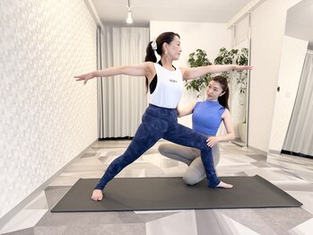 ジュノ(JUNO)の写真/【重い脚が驚くほど軽くなる】マッサージですぐ戻るむくみに◎骨格を整え、滞りを根本ケアしてスラリ美脚♪