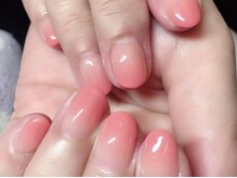 ネイルサロン アール(Nailsalon R)の雰囲気（peachグラデーション）