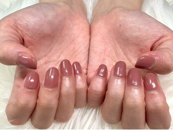 ヴィゼ(Vize)の写真/今だけ限定◇菊島野崎担当《パラジェルワンカラー¥3,980(フィルイン/ケア込)》
指先から気分アップ♪