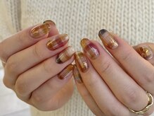 エム ネイルスタジオ(em)