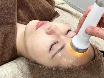 ハロップ 銀座本店(HARROP)の写真/【本気のシミ・しわ改善◎諦めていた大人女性のお悩みに】最新マシンと技術で、内側からハリのあるお肌へ♪