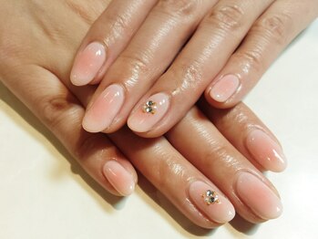 ネイルサロン ビアン(Nail Salon bian)/チークネイル＋アート