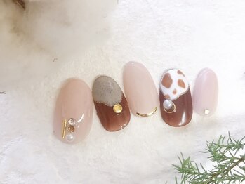 ナル バイ ネイルブレイク(Nalu by Nail Break)/きれいめ×牛柄