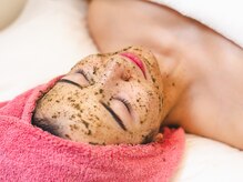 サロンド シェリー(Salon de Cherie)/ハーブピーリング工程