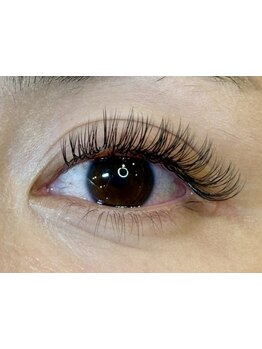 ボリュームのある目元にしたい