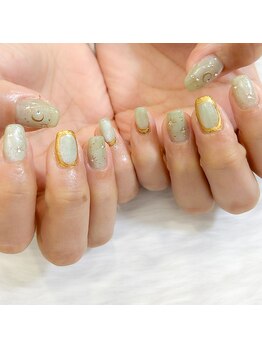 定額色違いの月と星ネイル