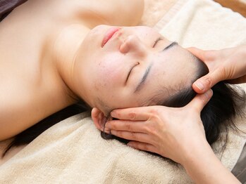 ブルーム(BLOOM)/とろけるヘッドスパ