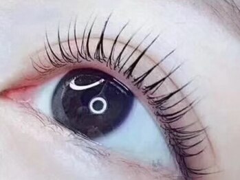ベッラ 板橋店(Bella)の写真/【話題のまつげパーマ￥3980/ケラチンラッシュリフト￥4980】ナチュラルなのに目力ＵＰ!上下まつげパーマ◎