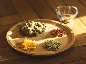 ヒフミ(hifumi.)/ハーブは全てオーガニック