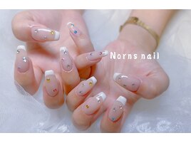 宝石ネイル