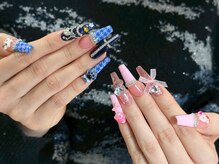 サリーネイルラボ(Sully Nail Lab)/リボン付け、ピンクと青いネイル