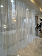 メディスキン 銀座 芦屋店(MEDISKIN)/◆白を基調とした明るい空間