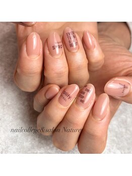 ネイルカレッジアンドサロン ナチュレ(nailcollege&salon NATURE)/1カラーにシール追加