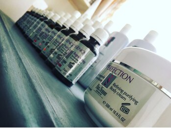 シュトラール(Strahl)/ポールシェリーブランドの特徴