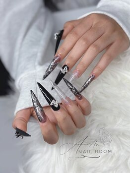 オウラネイルルーム(Aura nail room)/長さだしの持ち込みデザイン