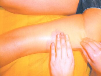 トータルエステティックサロン ガラシャ 梅田店/＜step7-1＞タッピング