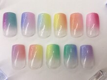 ティ－エヌ ルーシー店/縦グラデーション